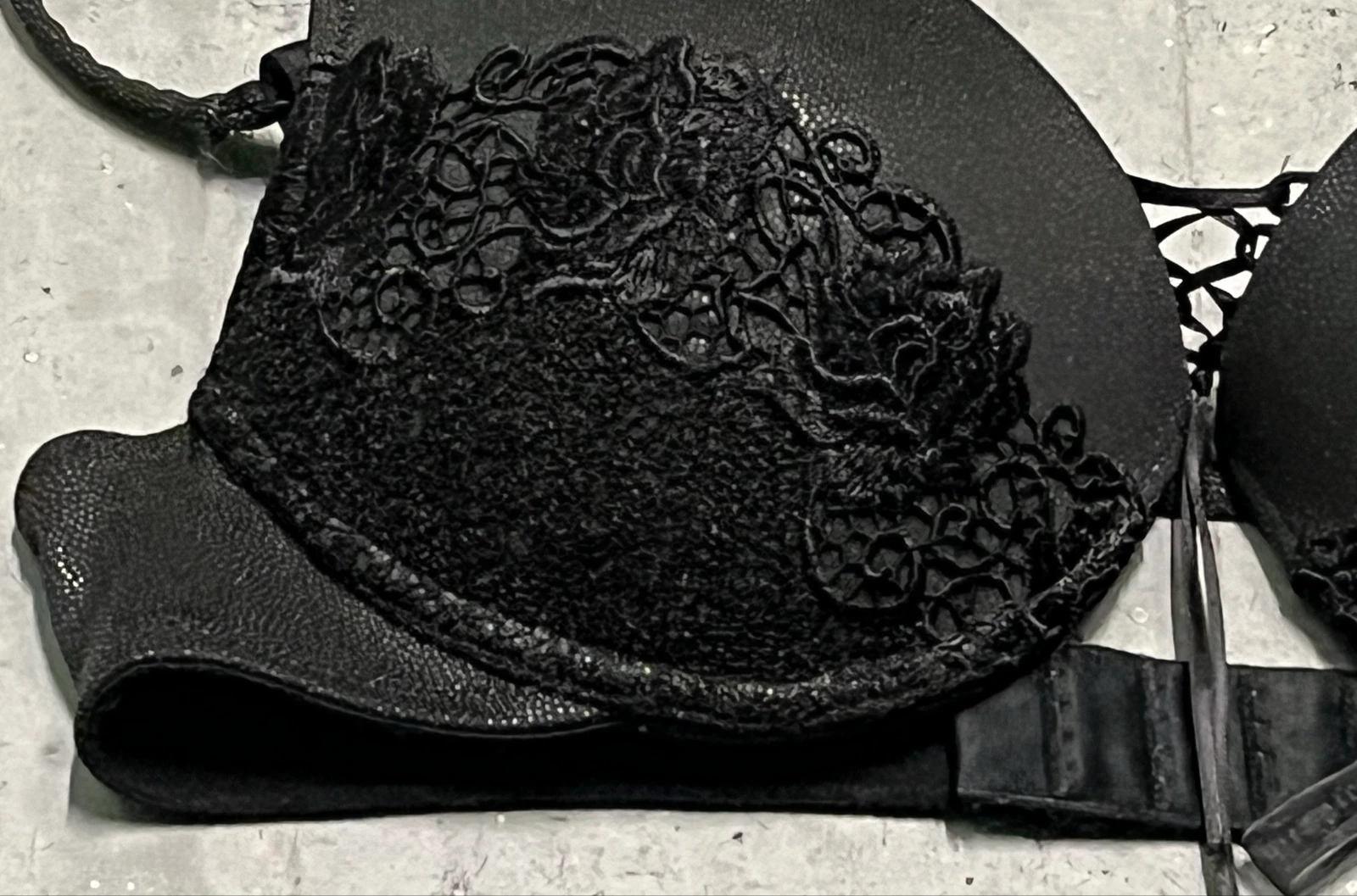 Sujetador puntilla con micro dots – photo 10